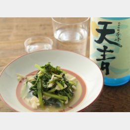 合う酒＝日本酒（Ｃ）日刊ゲンダイ