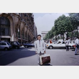 サラリーマン時代の高須さん（提供写真）