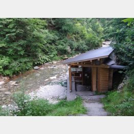 昔ながらの共同浴場の雰囲気（提供写真）