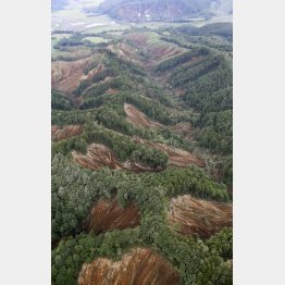 地震で発生した北海道厚真町の土砂崩れ（Ｃ）共同通信社