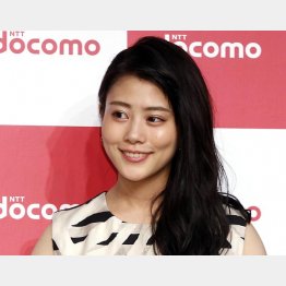 大株主はＮＴＴグループ（ドコモＣＭに出演の高畑充希）（Ｃ）日刊ゲンダイ