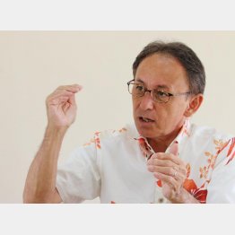 玉城デニー氏（Ｃ）日刊ゲンダイ