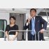 １７日は佳子夫人を伴って街頭演説（Ｃ）日刊ゲンダイ
