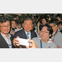 人気はうわべだけ（Ｃ）日刊ゲンダイ