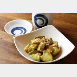 合う酒＝日本酒（Ｃ）日刊ゲンダイ