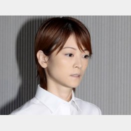 吉澤ひとみ（Ｃ）日刊ゲンダイ