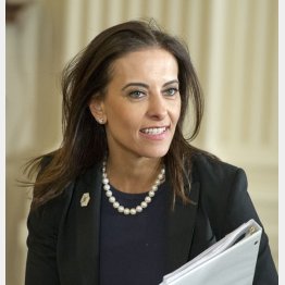 ディナ・パウエル氏（Ｃ）ニューズコム＝共同