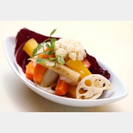 合う酒＝白ワイン（Ｃ）日刊ゲンダイ