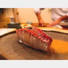 アジの握り（提供写真）