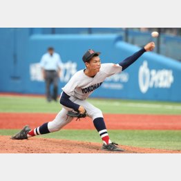 来年のドラフト1位候補でもある横浜の及川（Ｃ）日刊ゲンダイ