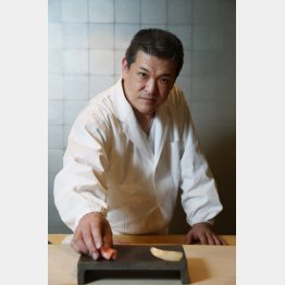 銀座すし延の伊東純司さん（Ｃ）日刊ゲンダイ