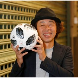 今週の執事は“サッカー通”芸人の平畠啓史さん（Ｃ）日刊ゲンダイ