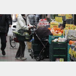 消費者は置き去りに（写真はイメージ）／（Ｃ）日刊ゲンダイ