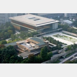 モリカケと根っこは同じ（首相官邸）／（Ｃ）日刊ゲンダイ