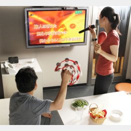 「アニソンなどもオススメ」と源氏（Ｃ）日刊ゲンダイ