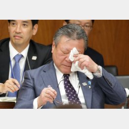 サイバーセキュリティー担当の桜田義孝大臣（Ｃ）日刊ゲンダイ