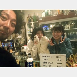 今夜のナビゲーター石橋尊久とノアちゃん、えったん（Ｃ）日刊ゲンダイ