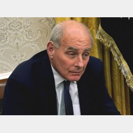 ケリー大統領補佐官（Ｃ）ロイター