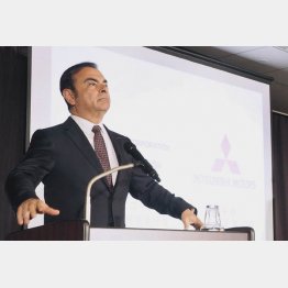 もらって当然ナンダ（Ｃ）日刊ゲンダイ