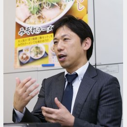 麺食の中原誠社長（Ｃ）日刊ゲンダイ