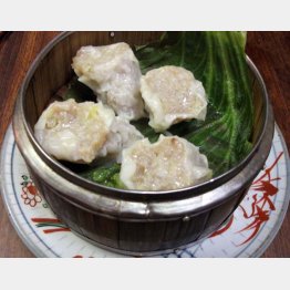 松波キャベツで包んだ新しい形の焼売（Ｃ）日刊ゲンダイ