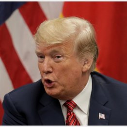 不満タラタラ（Ｃ）ロイター