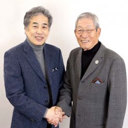 二宮清純氏（左）と権藤博氏（Ｃ）日刊ゲンダイ
