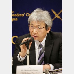 50日以上に及ぶ長期勾留に対する人権問題に質問が集中（記者会見するゴーン代理人の大鶴基成弁護士）（Ｃ）日刊ゲンダイ