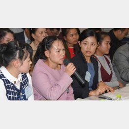 受け入れるだけでは…（Ｃ）日刊ゲンダイ