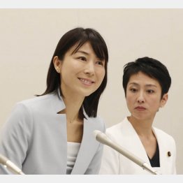 出馬表明した塩村文夏氏（左）／（Ｃ）日刊ゲンダイ