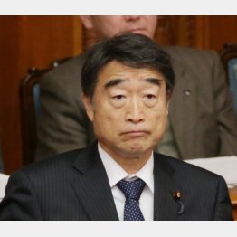 ボロボロ（Ｃ）日刊ゲンダイ