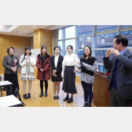 日本語スピーチの大会に出場する中国人留学生（Ｃ）新華社／共同通信イメージズ