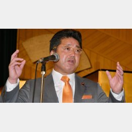 新聞社の温情だわ。（下地幹郎衆院議員）／（Ｃ）日刊ゲンダイ