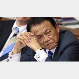あまりにチェックが執拗（麻生太郎副総理）（Ｃ）日刊ゲンダイ