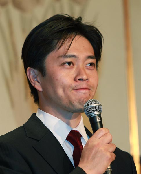 大阪市長“消えた300万円”疑惑 維新からの寄付金が行方不明｜日刊