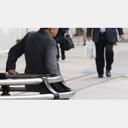 朝からランチぐらいまで働くか、夕方の通勤ラッシュ前までに…（Ｃ）日刊ゲンダイ