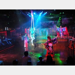 熱気ムンムン（Ｃ）日刊ゲンダイ