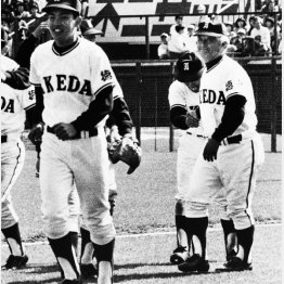 「攻めダルマ」と呼ばれた蔦監督（Ｃ）共同通信社