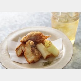 合う酒＝ハイボール（Ｃ）日刊ゲンダイ