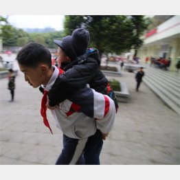 新華社通信の微博から（Ｃ）日刊ゲンダイ