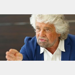 イタリア「五つ星運動」共同設立者のベッペ・グリッロ氏（Ｃ）日刊ゲンダイ