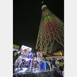 スカイツリーは人気スポット（Ｃ）日刊ゲンダイ