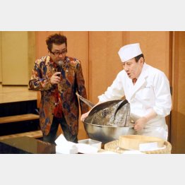 寿司幸本店４代目の杉山衛さんと（提供写真）