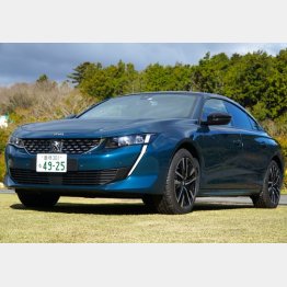 新型は噛み付くような鋭いニラみ顔（撮影）小沢コージ