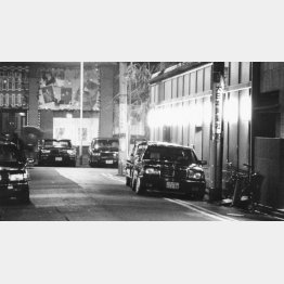 密談する機会が激変（Ｃ）日刊ゲンダイ