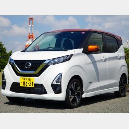 マスクにはＶモーションがドカン！（撮影）小沢コージ