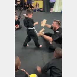 クラウディアさんのユーチューブから（Ｃ）日刊ゲンダイ