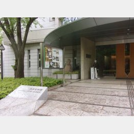 新1万円札の“顔”渋沢栄一が分かる（渋沢史料館）／（Ｃ）日刊ゲンダイ