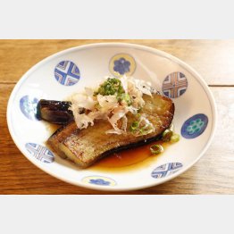 合う酒＝ワイン、日本酒（Ｃ）日刊ゲンダイ