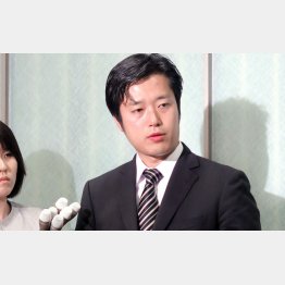 議員辞職を重ねて否定する丸山議員（Ｃ）共同通信社